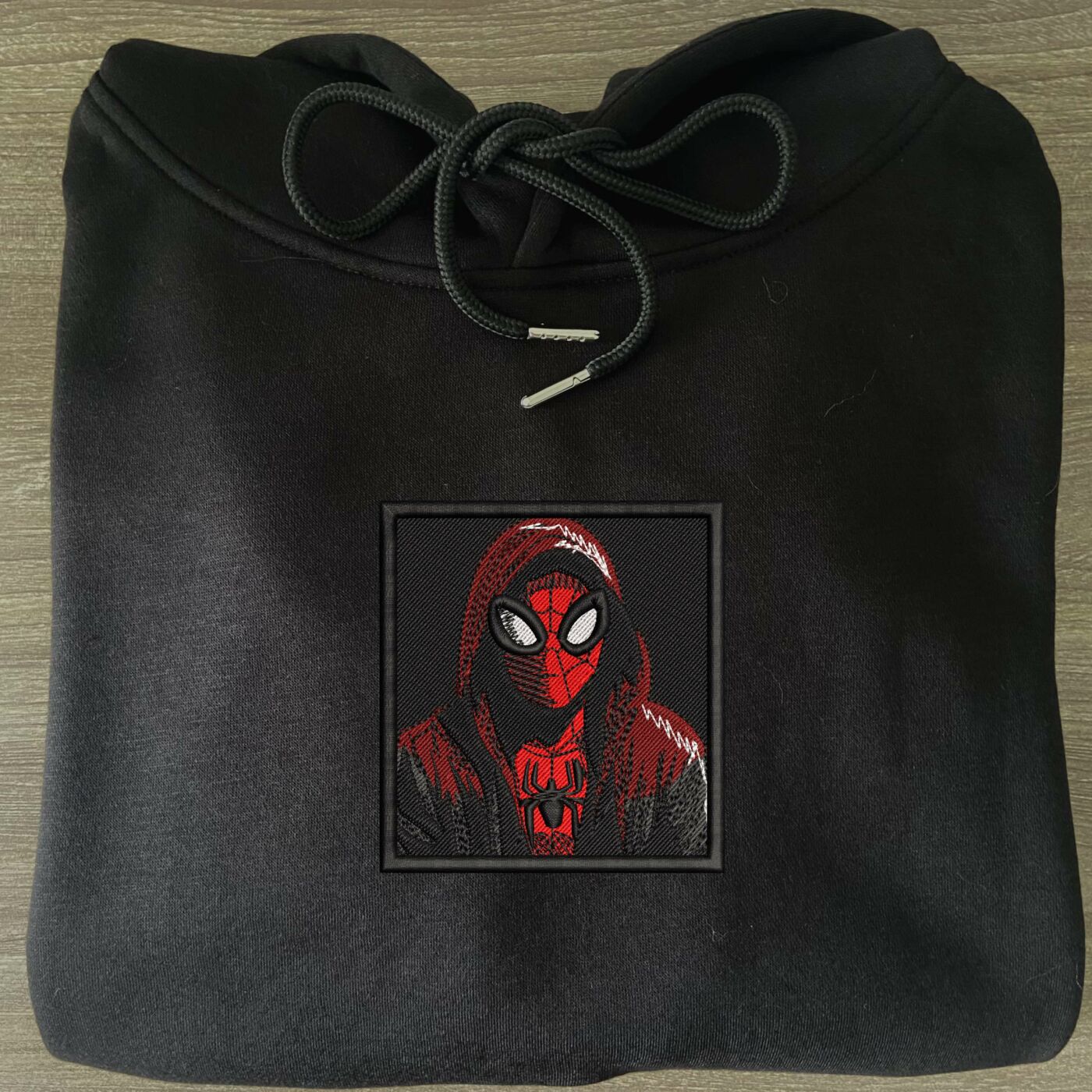 Red Slinger Art Embroidered Hoodie - Neko In The Box