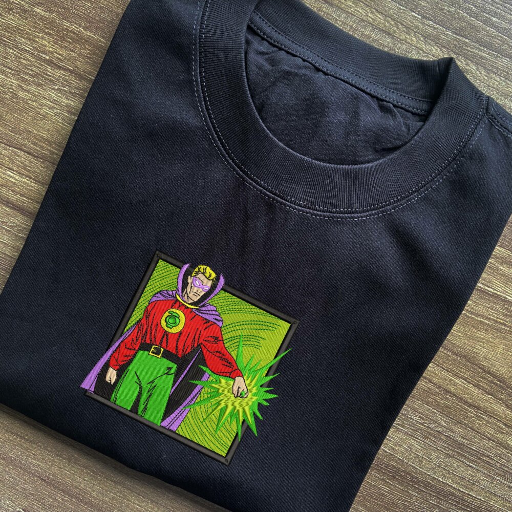 Emerald Sentinel Art Embroidered T shirt (1)