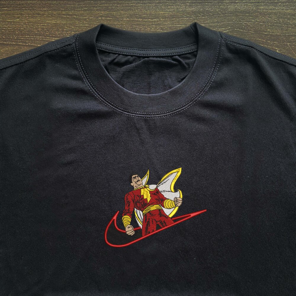 Lightning Champion Embroidered T shirt (3)