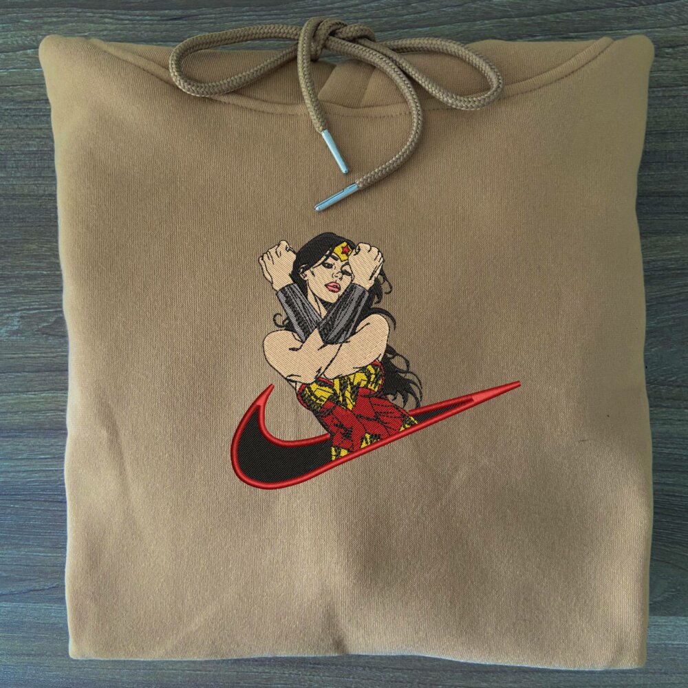 Wonder Woman Embroidered Hoodie Sand (3)