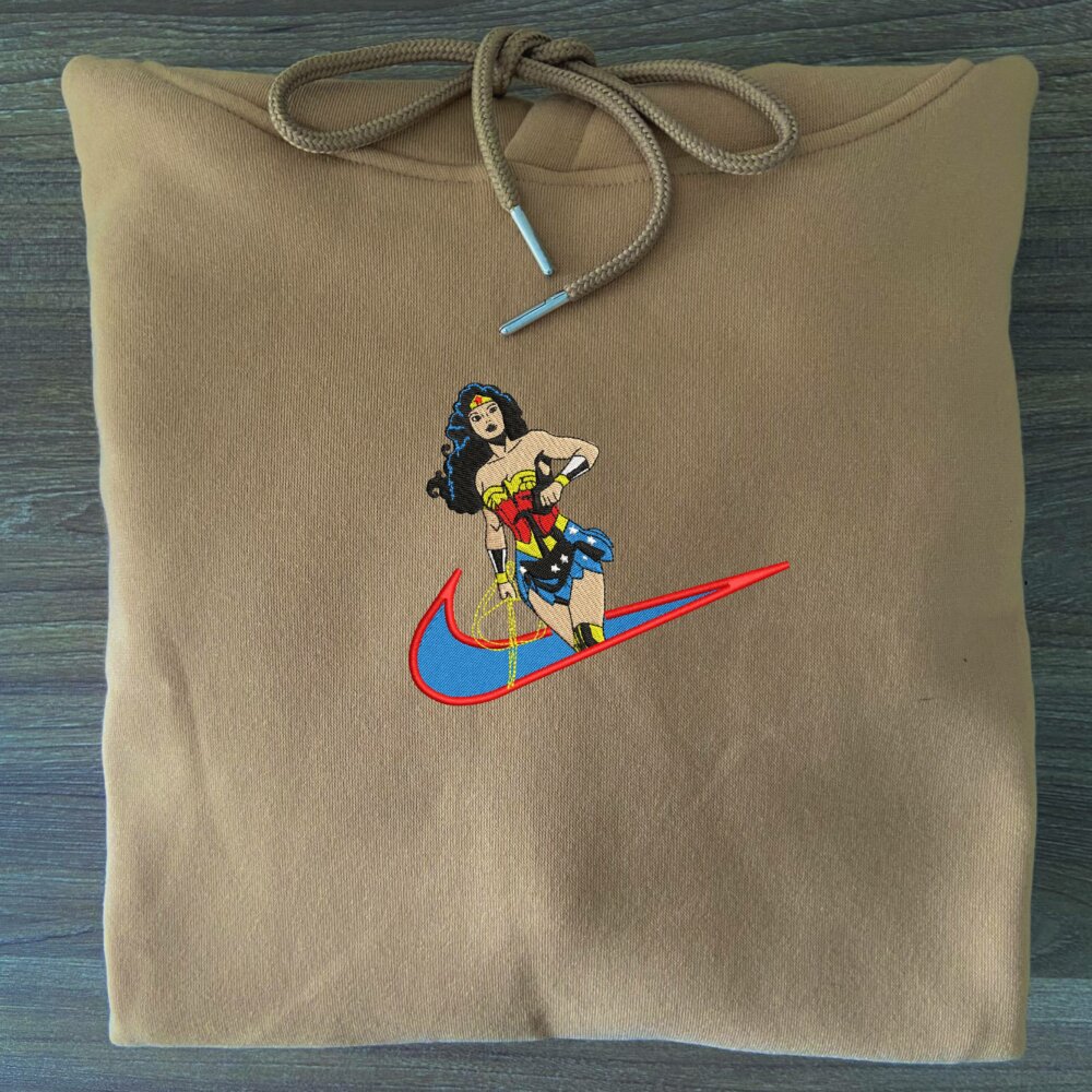 Golden Age Wonder Woman Embroidered Hoodie sand (3)