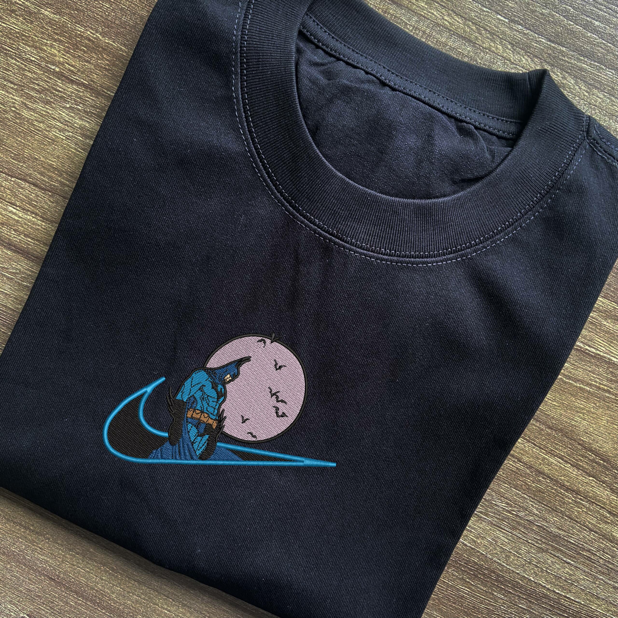 Batman Embroidered T-shirt 3 Batman Embroidered T (1)